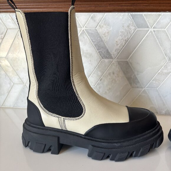 Ganni Size 38/8 Mid Tall White Combat Boot Pull On Chelsea Lug Sole Ankle Placid - Picture 6 of 9